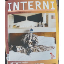 INTERNI